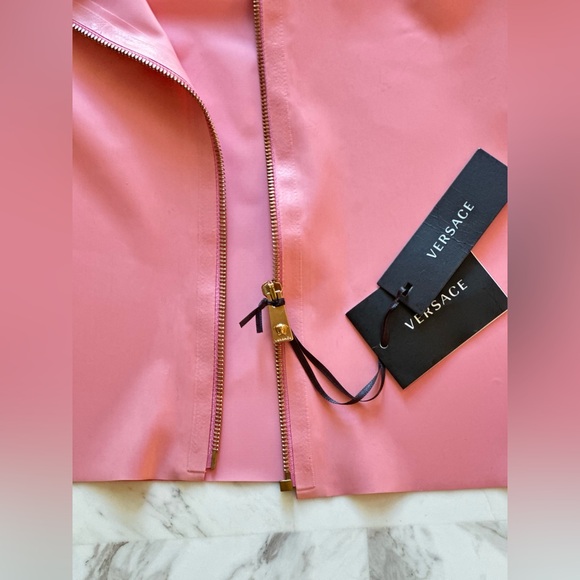 Versace Latex Mini Skirt in Rosa - Picture 6 of 7